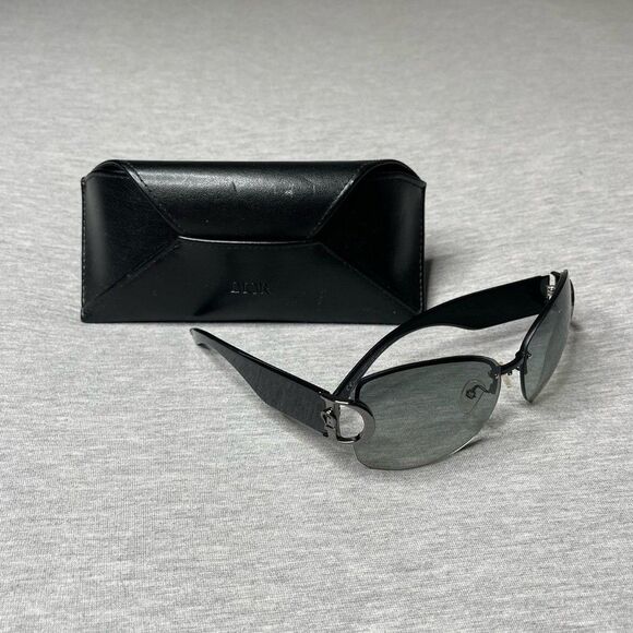 Christian Dior Women\'s Black & Green Gradient Wrap Belt Buckle Logo Sunglasses main image 11